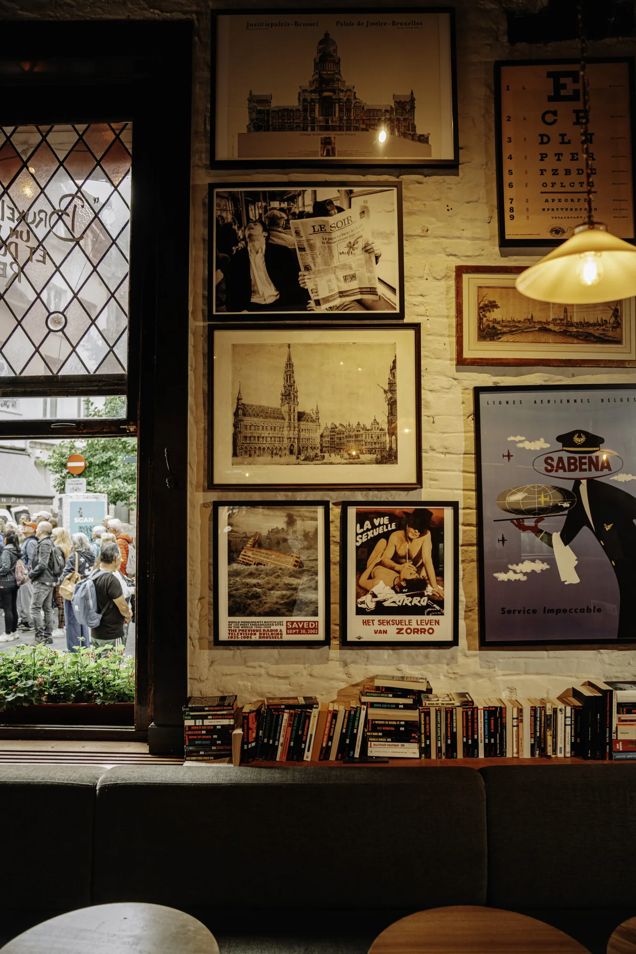 Manneken Pis Café — photo 26