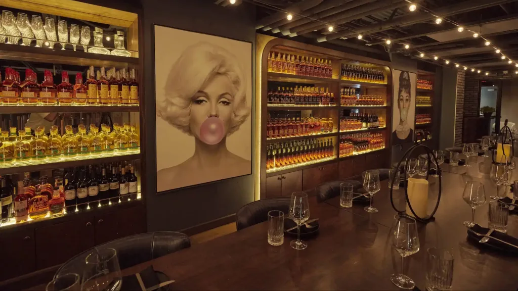Warren American Whiskey Kitchen — photo 4