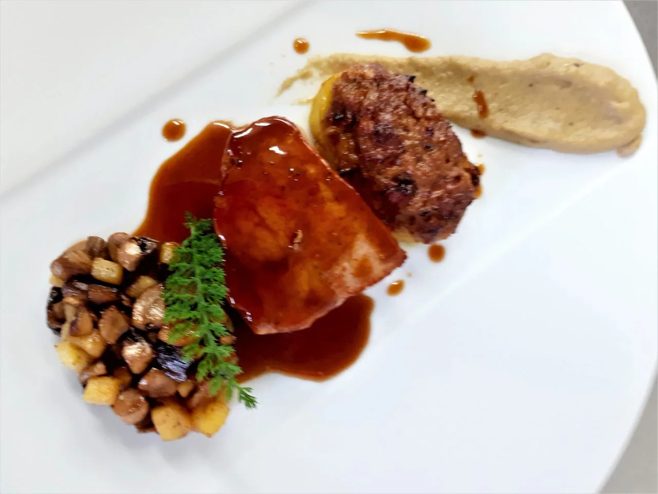 Le Bel'Art — food