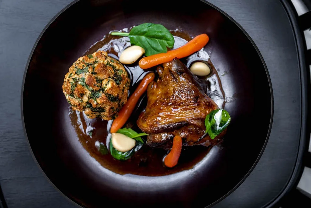 Červený jelen — food