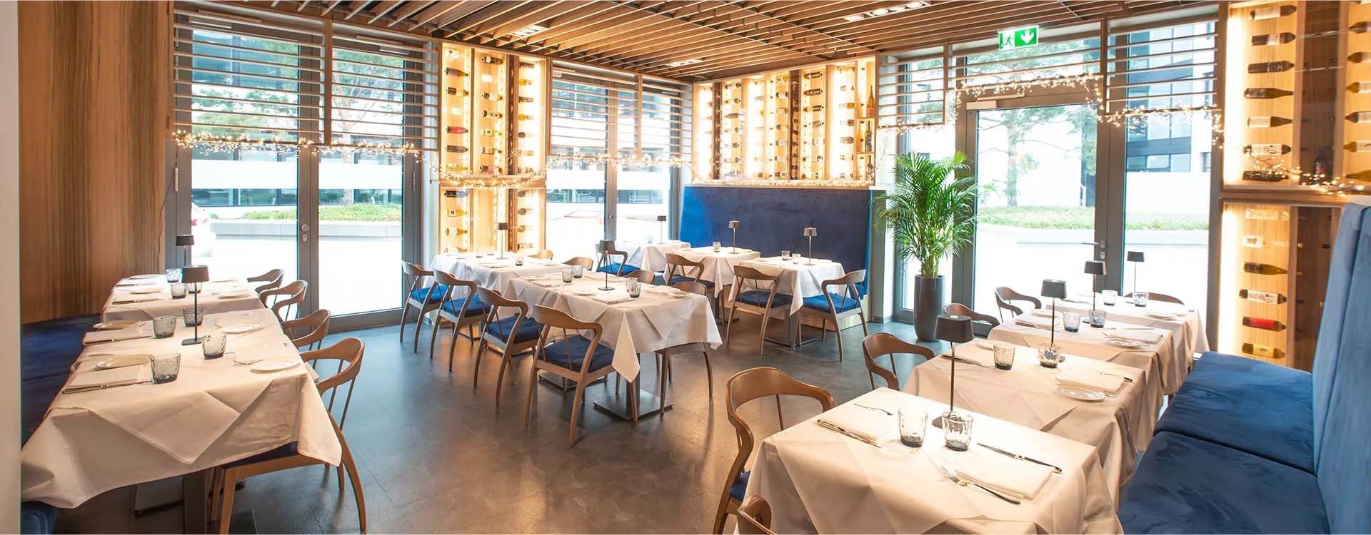Aria Restaurant — atmosphere