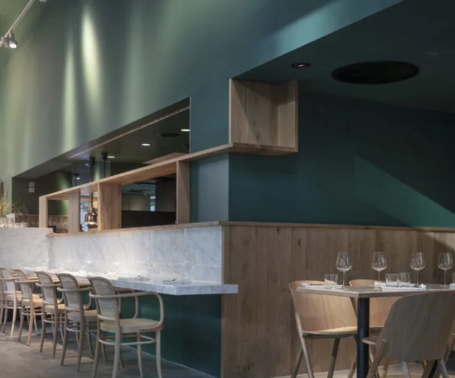 Elaine’s Restaurant — atmosphere