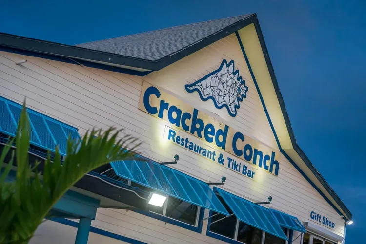 The Cracked Conch — photo 4