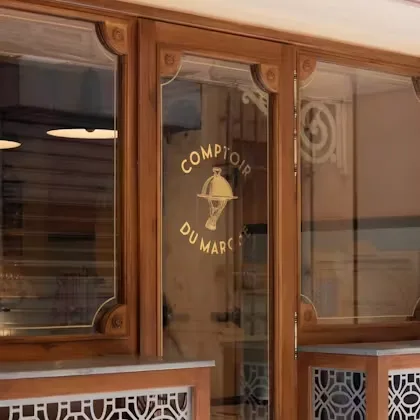 Comptoir du Marché — atmosphere