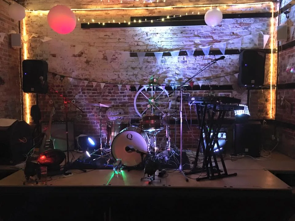 The Three Tuns — photo 9