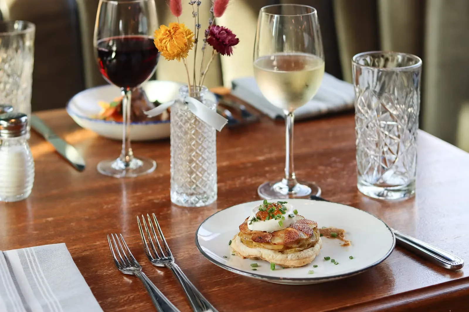 The Emporium Kitchen & Wine Market — photo 4