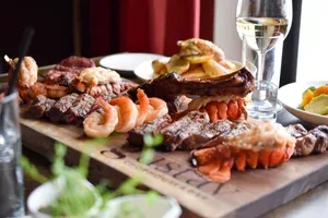 Gustav Chophouse & Bar — photo 5