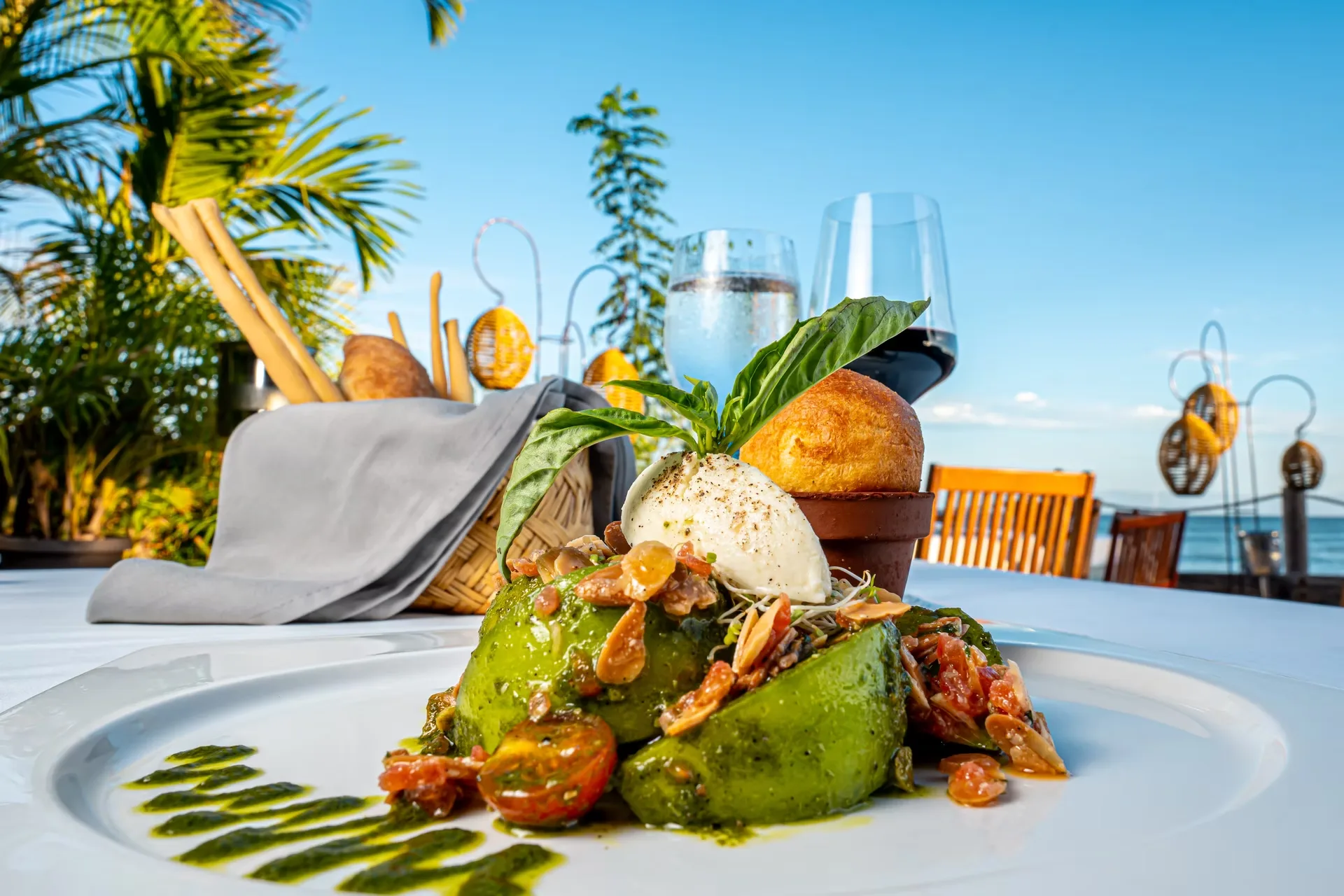 Tuna Blanca — food