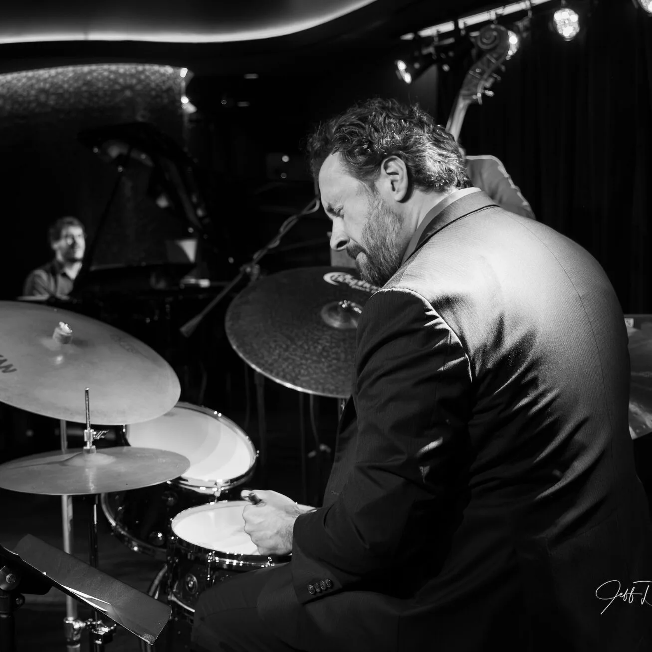 The Blue Llama Jazz Club — photo 41