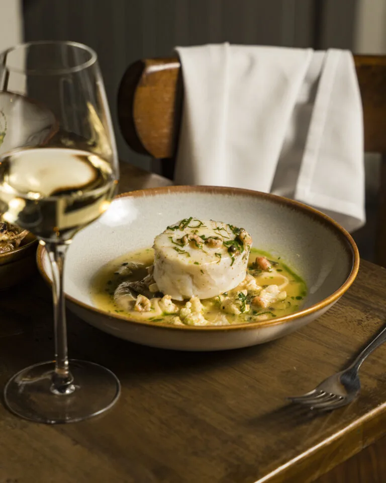 Queens Wine Bar and Bistro — photo 10