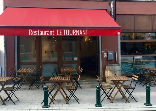 Le Tournant — atmosphere