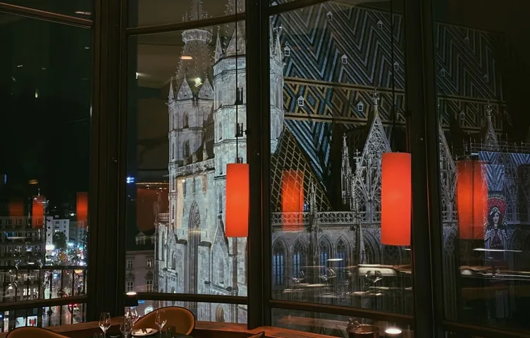 Onyx Restaurant — atmosphere