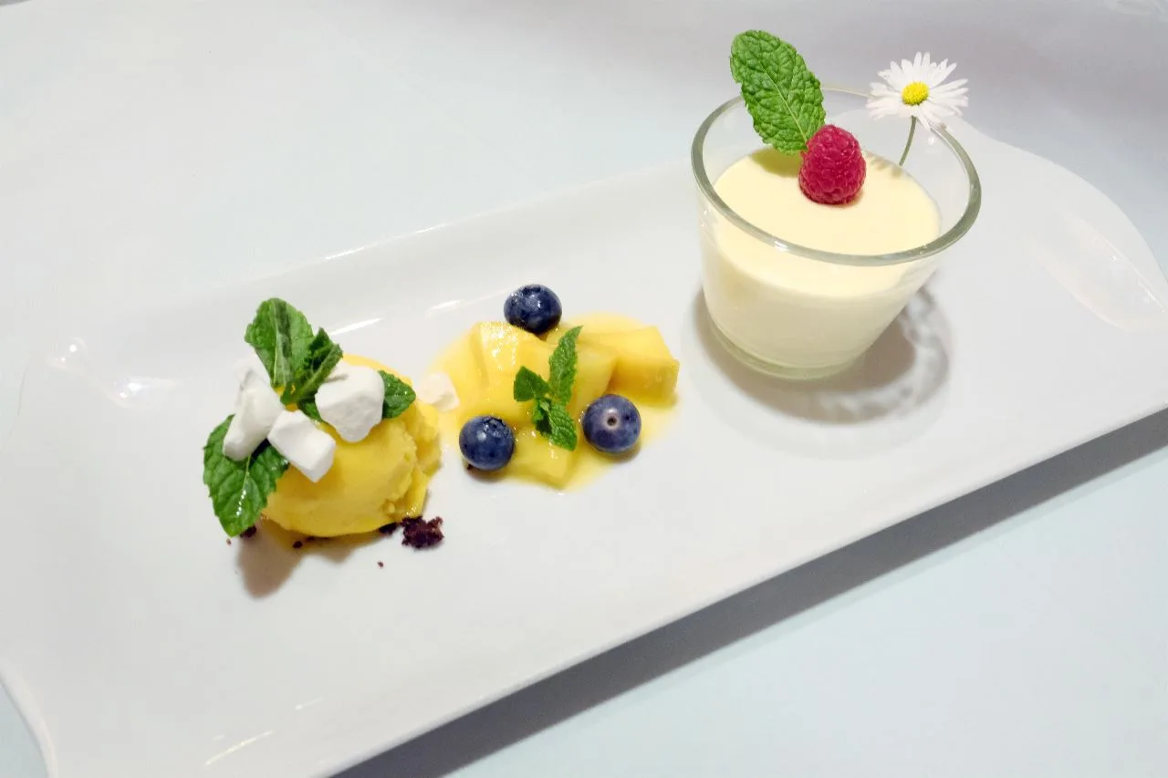 Zöllner's Weinstube — food