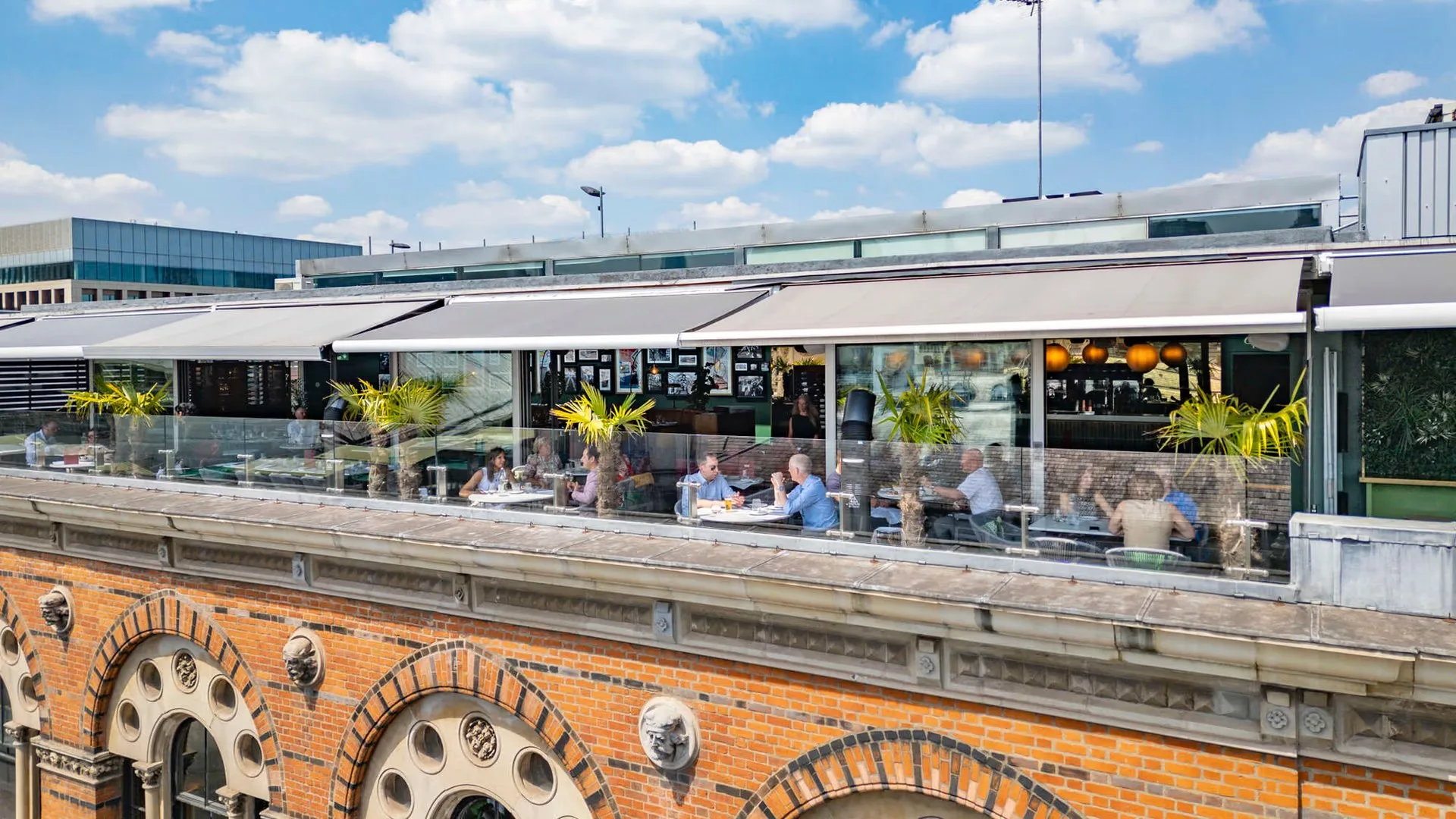 No.3 Rooftop at ‘Smiths’ of Smithfield — photo 50