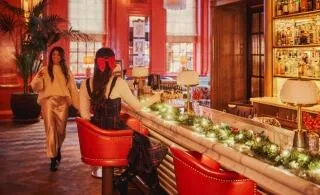 Dalloway Terrace — atmosphere