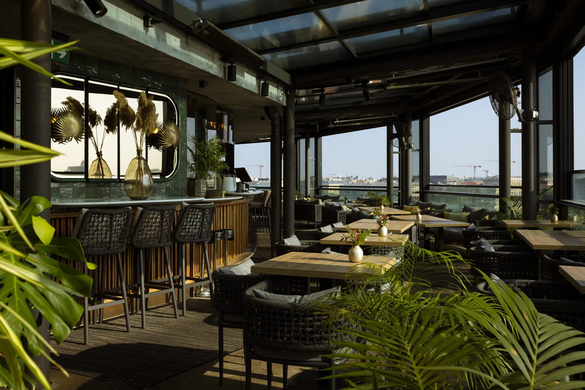 LEO Bistro — photo 18