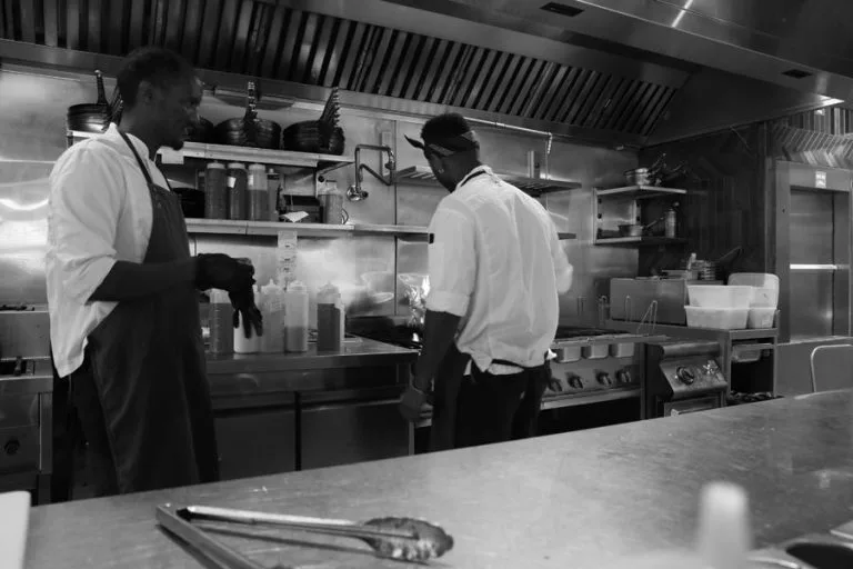 Pomo — kitchen