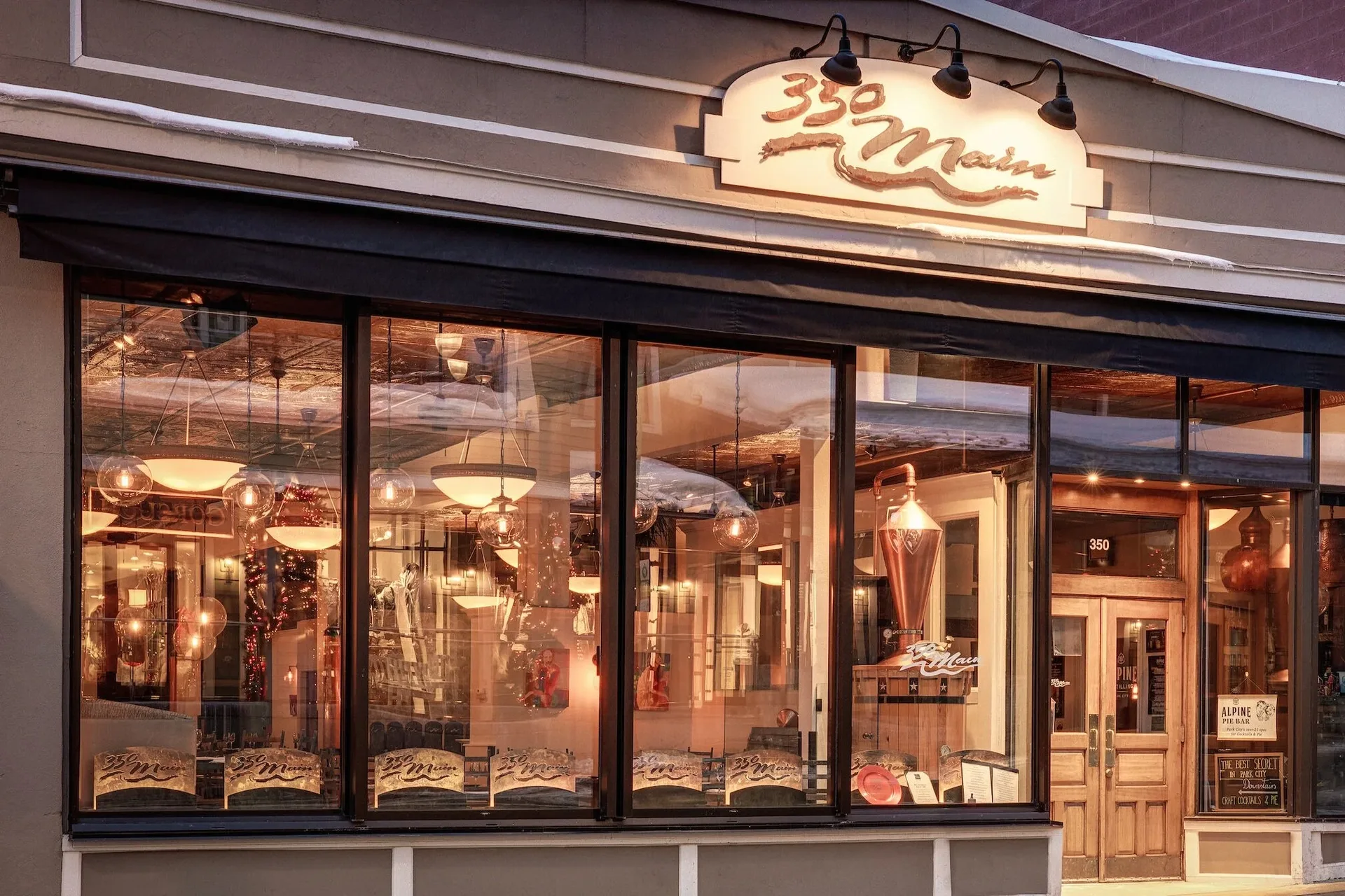 350 Main Brasserie — photo 15