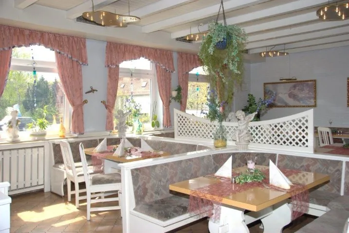 Restaurant Titania — atmosphere