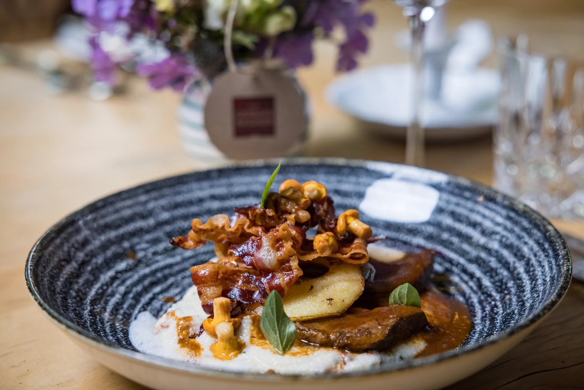 Herrnhaus — food
