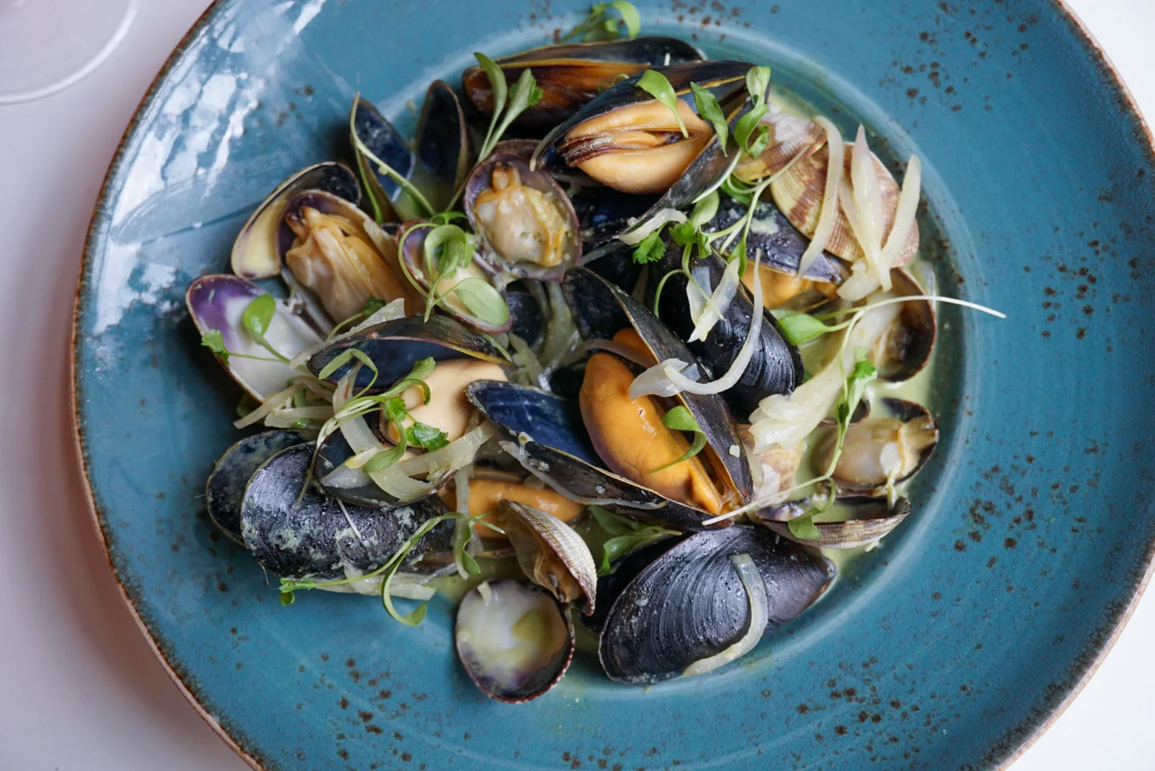 Fanny Bay Oyster Bar — food
