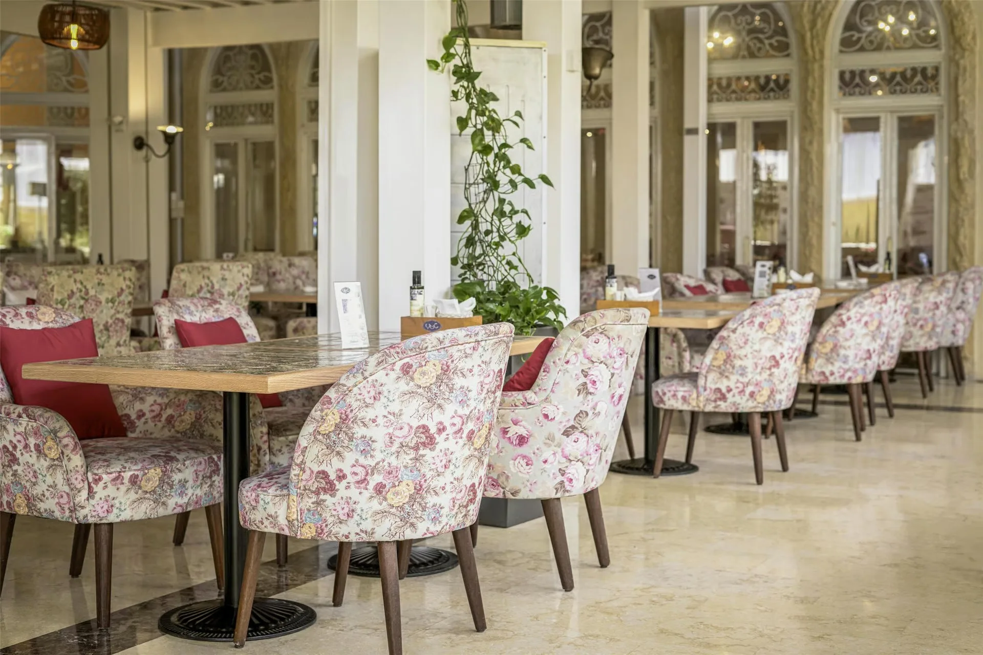 Enab Beirut - Kempinski Al Othman Hotel Al Khobar — photo 6