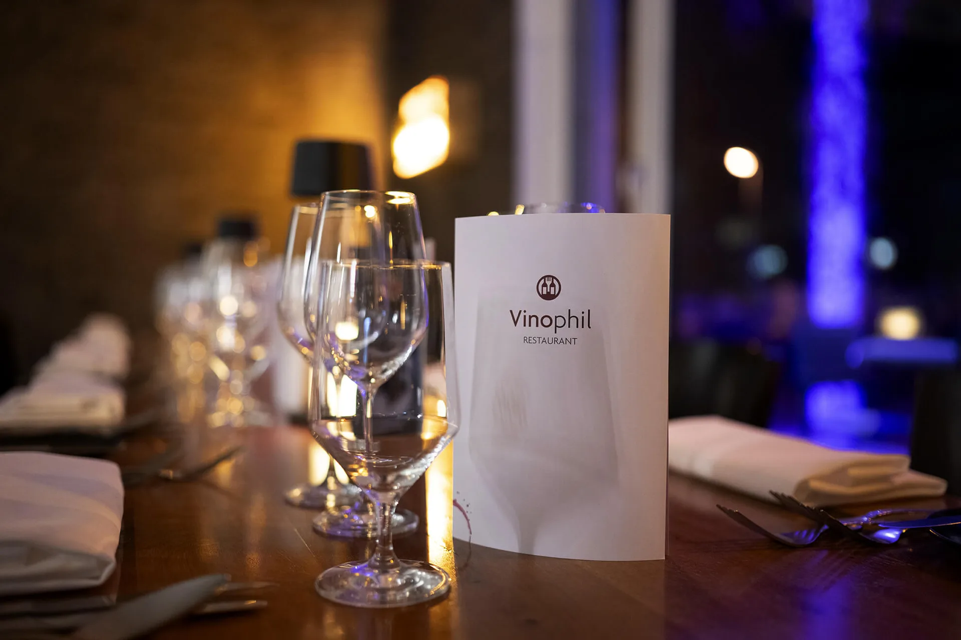 Vinophil — atmosphere
