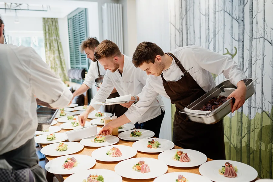Gourmet Restaurant in Rüssels Landhaus — photo 39