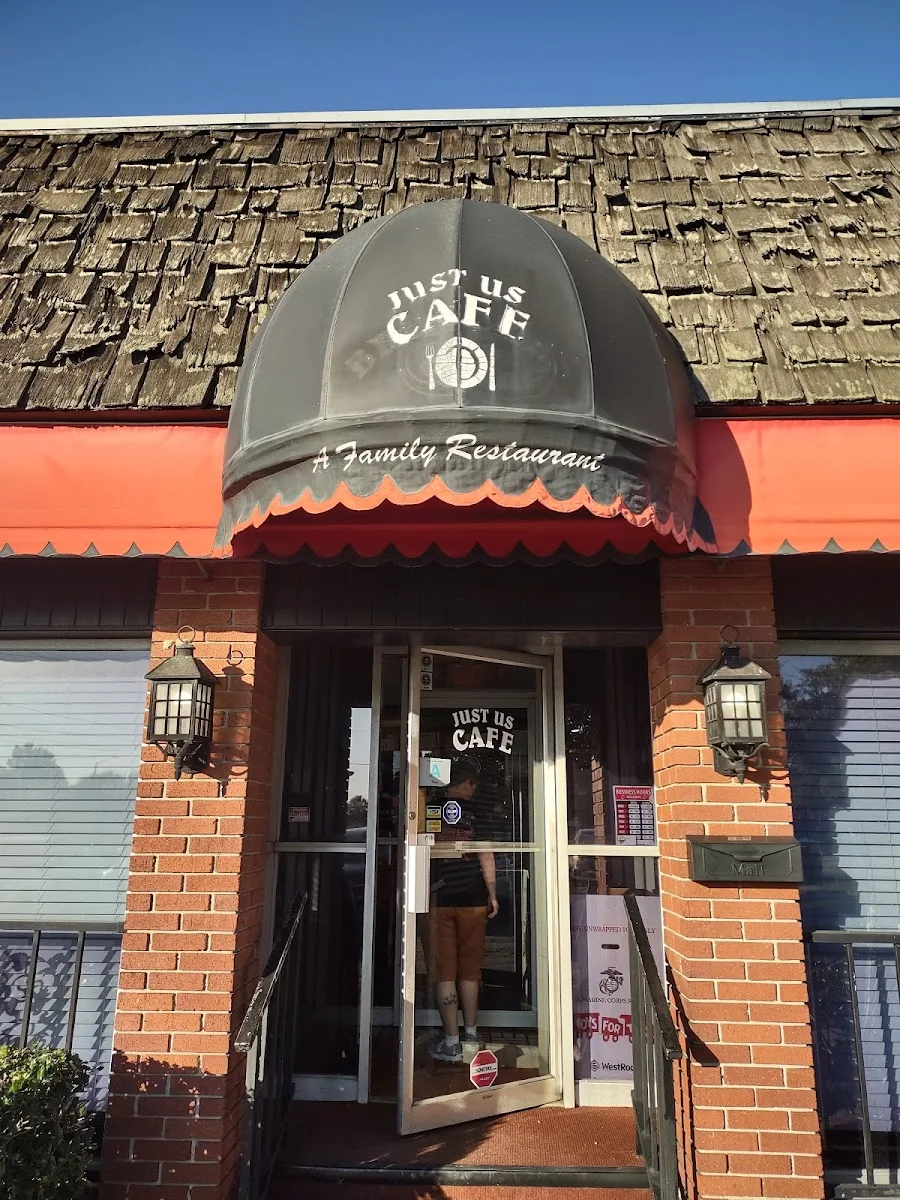 Longo Seafood — photo 13