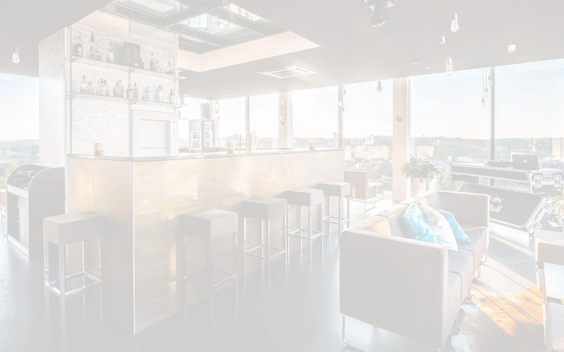 Club Kaiser Skybar — photo 33
