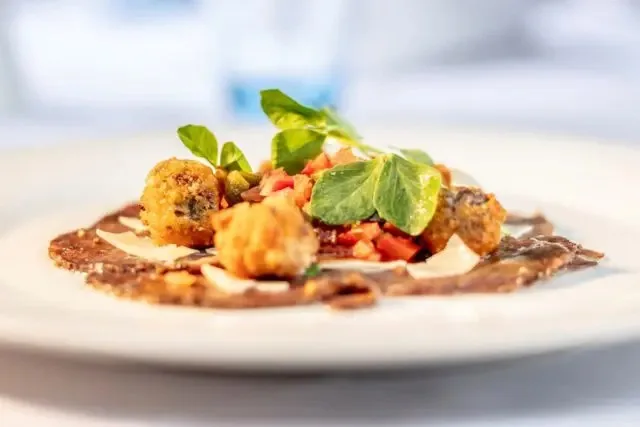 Seasons Restaurant at Park Farm Hotel — photo 9