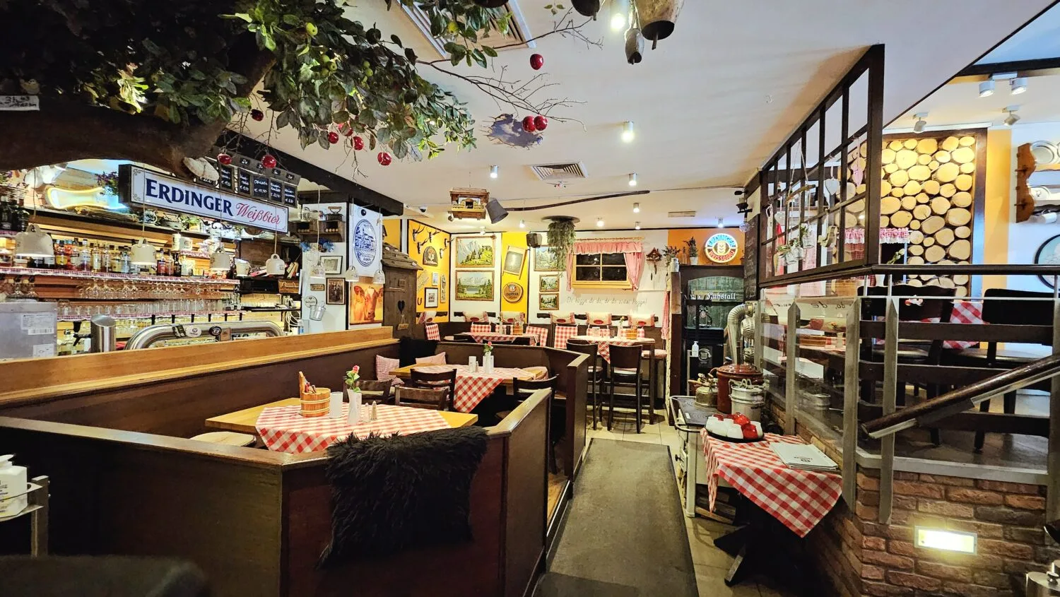 Restaurant Edel Weiss — photo 27
