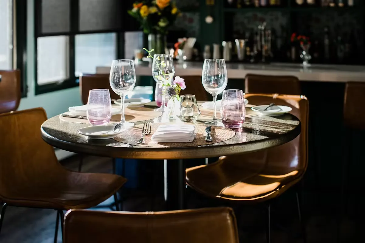 Mawa's Kitchen — atmosphere