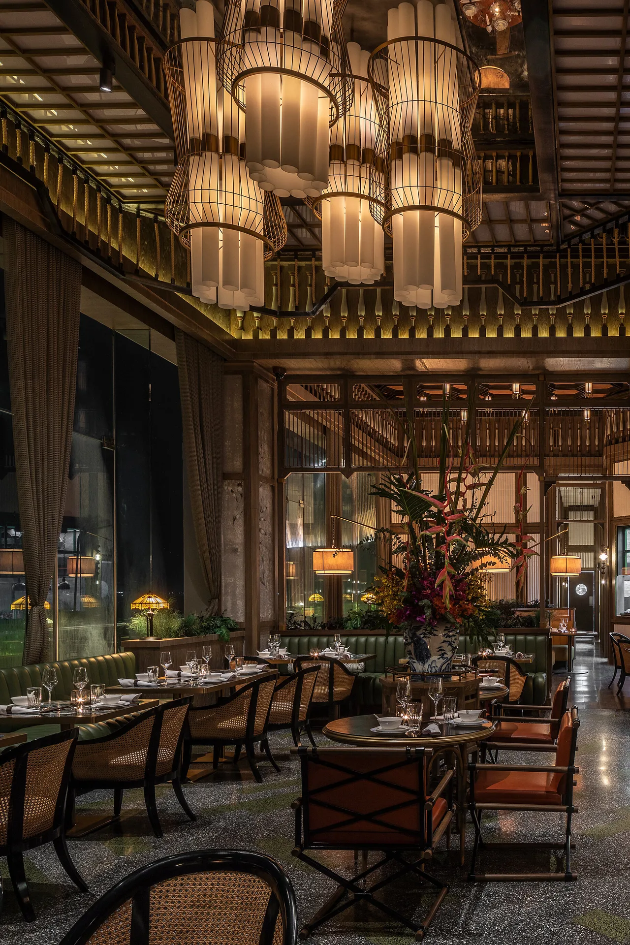 Mott 32 — photo 44