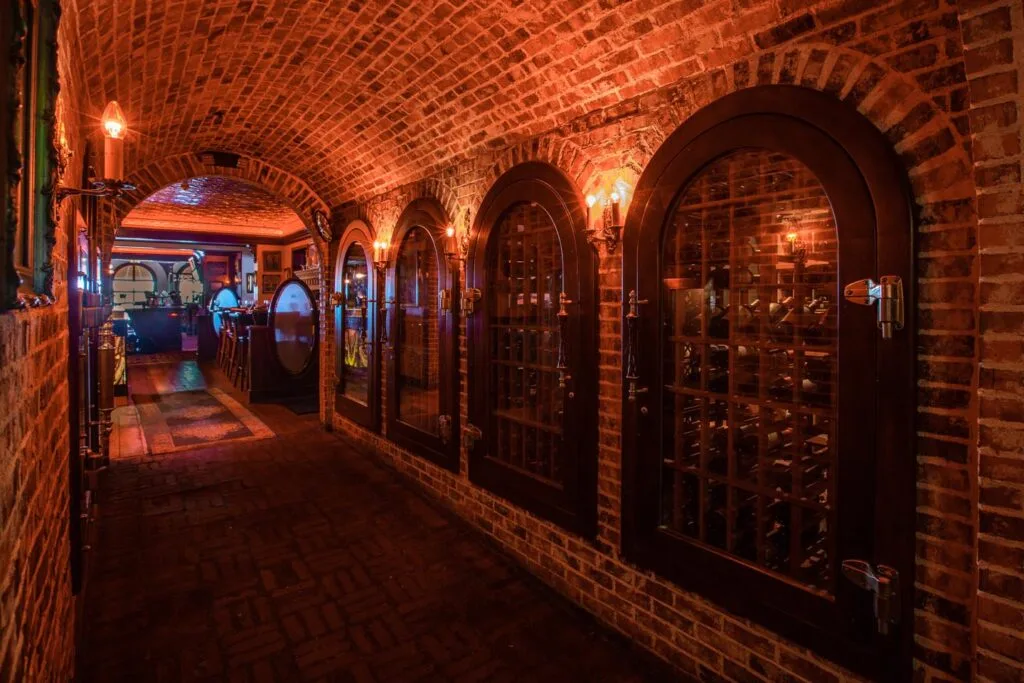 Jeff Ruby's Carlo & Johnny — photo 16