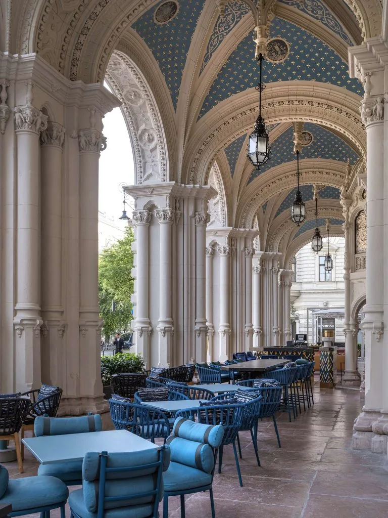 Le Petit Beefbar Budapest — photo 101