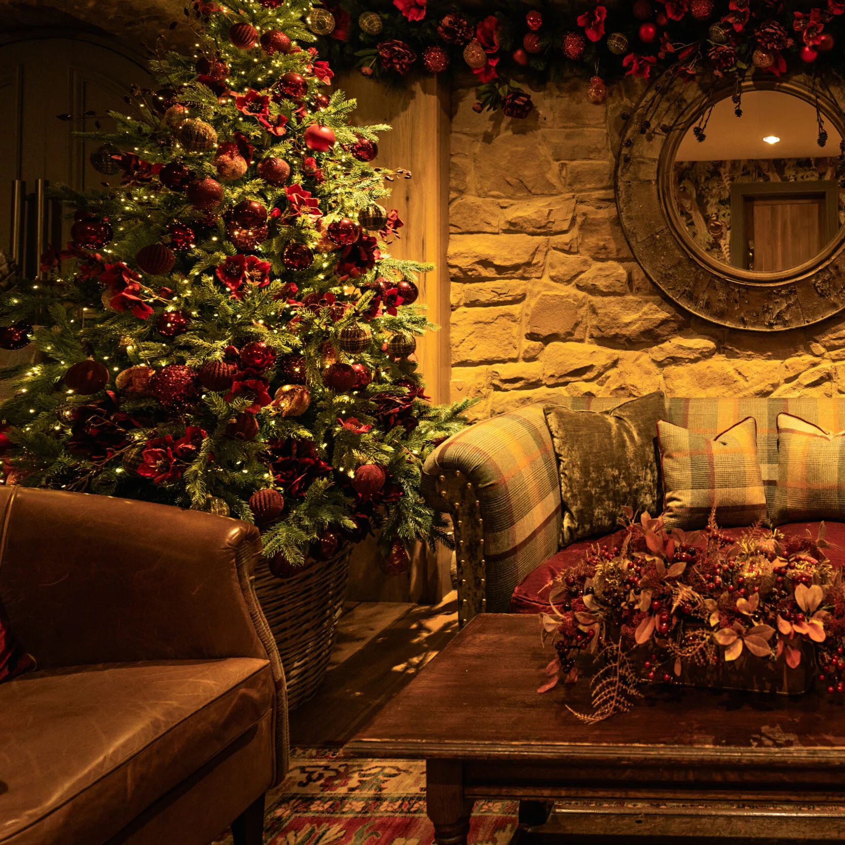 Peak Edge Hotel, Red Lion Restaurant — photo 51