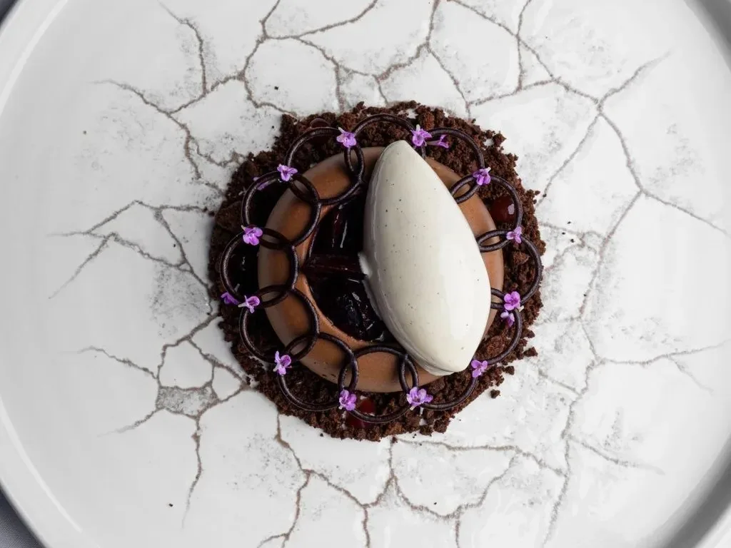 Two Bridges Hotel — food