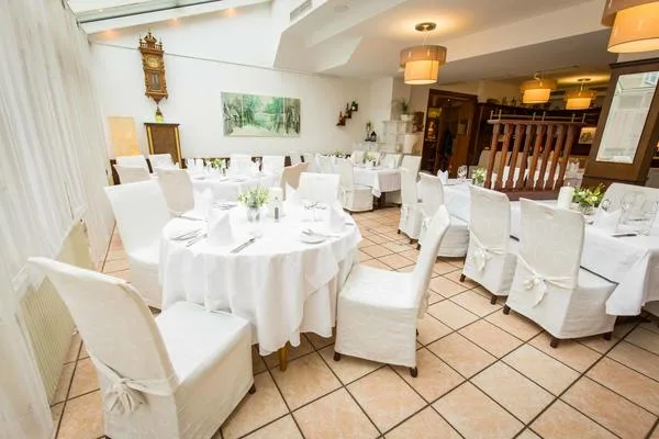 HOPFELD – Restaurant DREIKÖNIGSHOF — photo 18