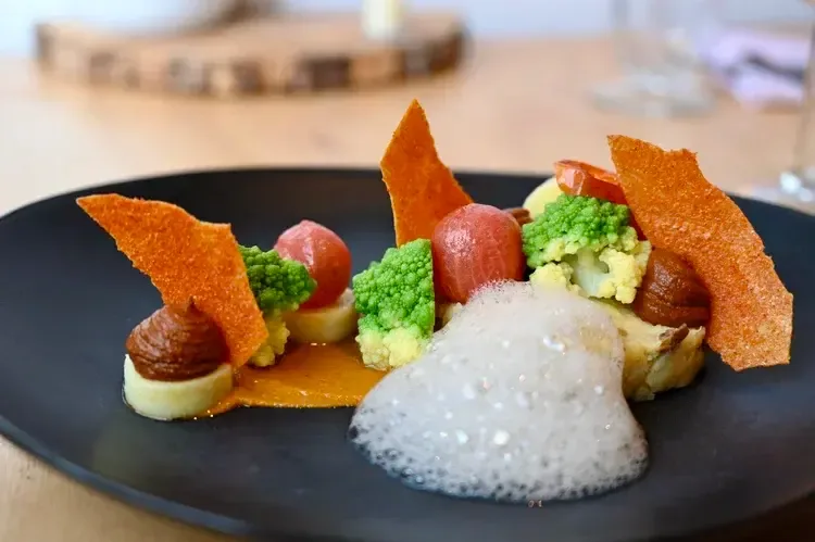 Morris & Bella — food