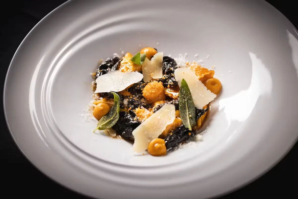 The Lambs Club — food