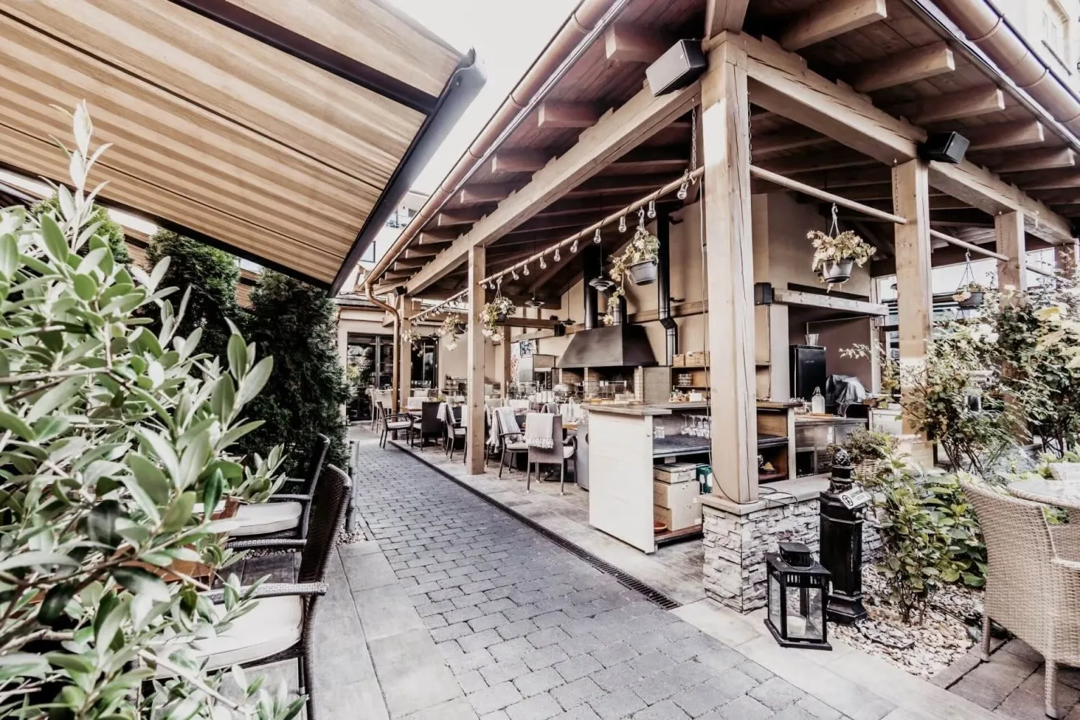 Season Restaurant — photo 128