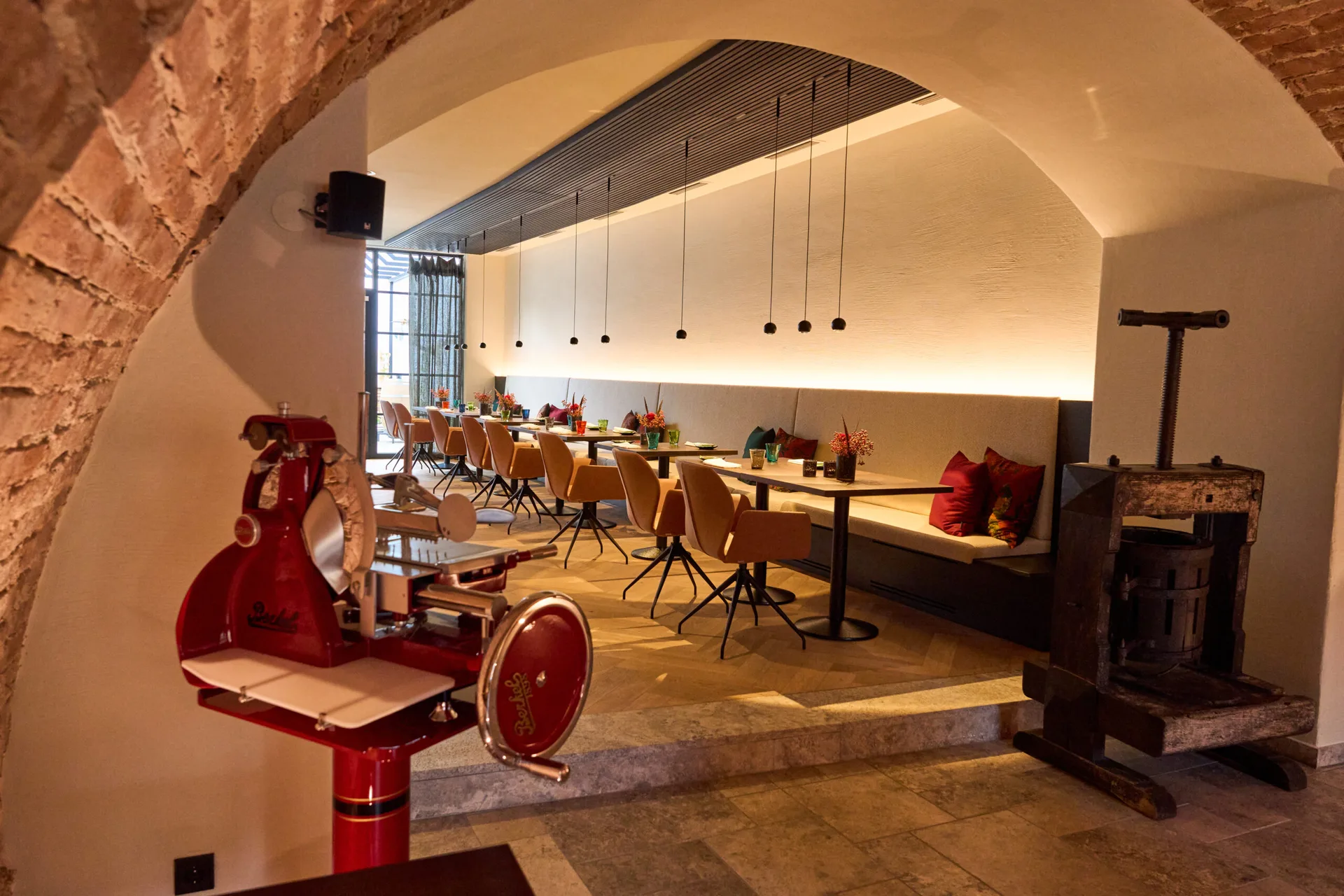 Lenis Wine &amp; Dine — photo 19
