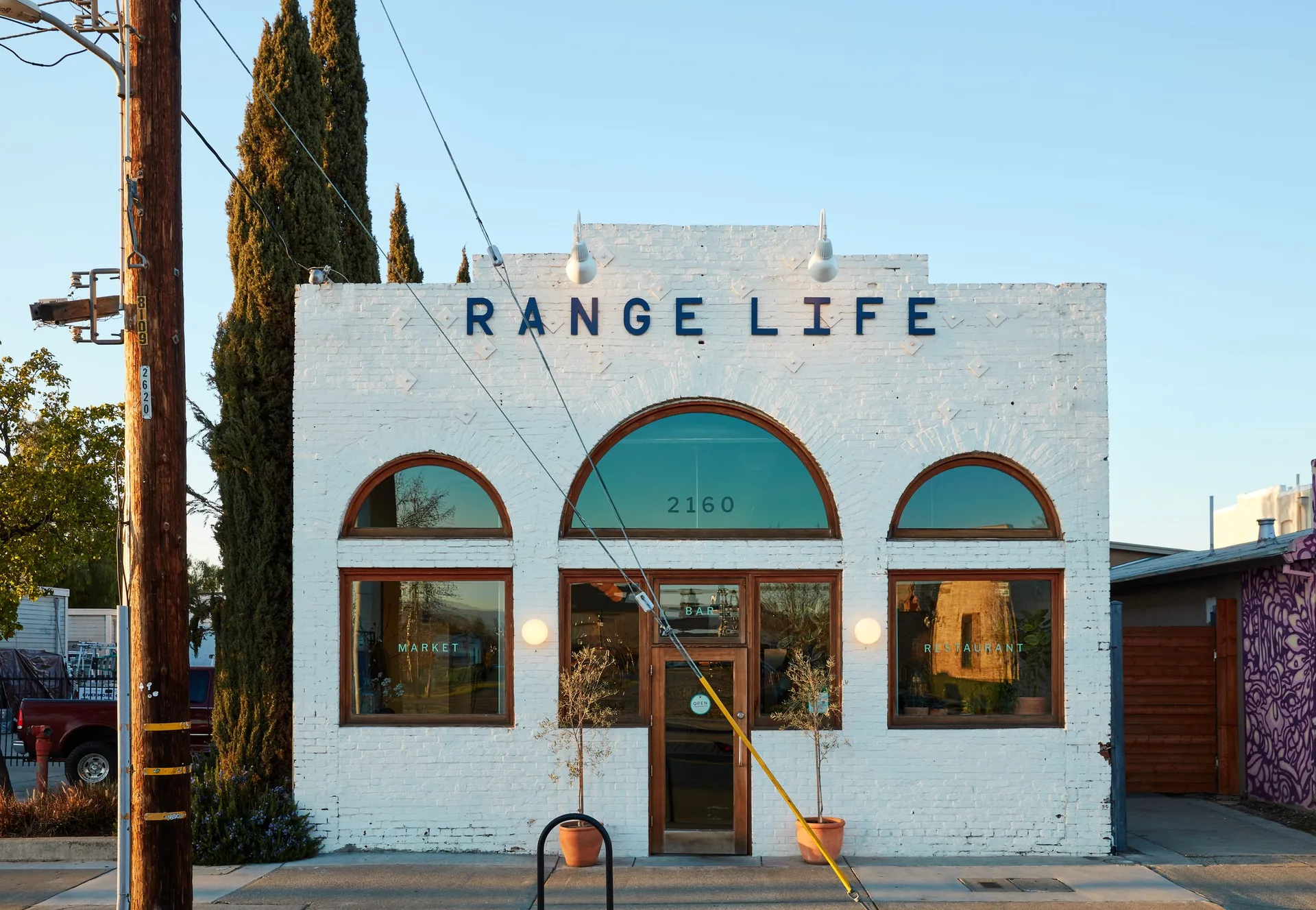 Range Life — atmosphere