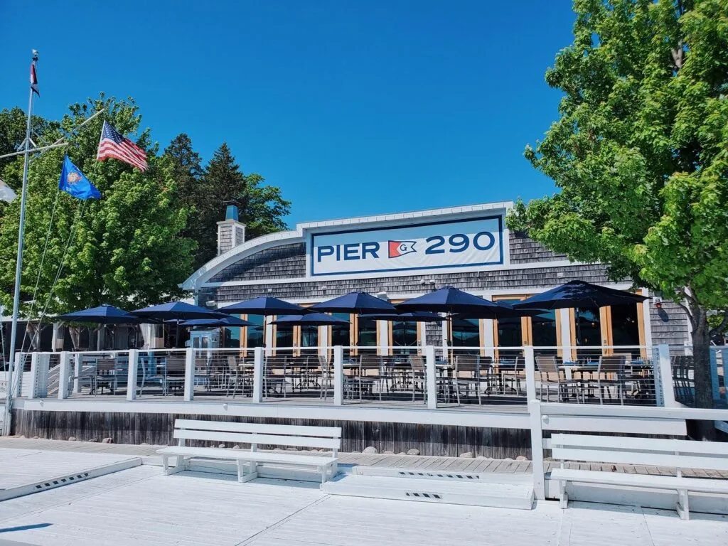 PIER 290 — photo 4