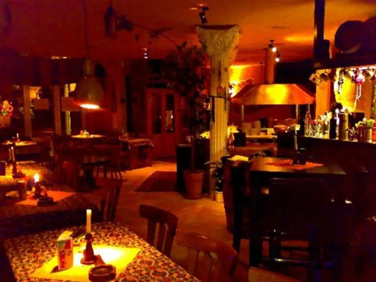 Lehmofen Restaurant — atmosphere