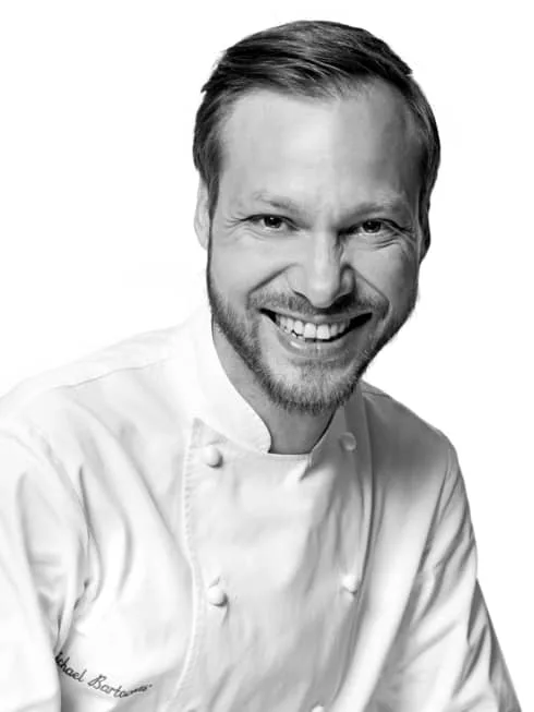 Le George — kitchen