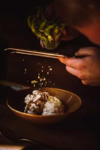 August Wijnbar — food