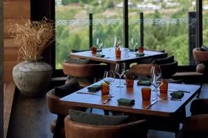 Elevation Bar & Restaurant — photo 6