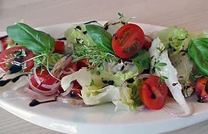 Al Fiume — food